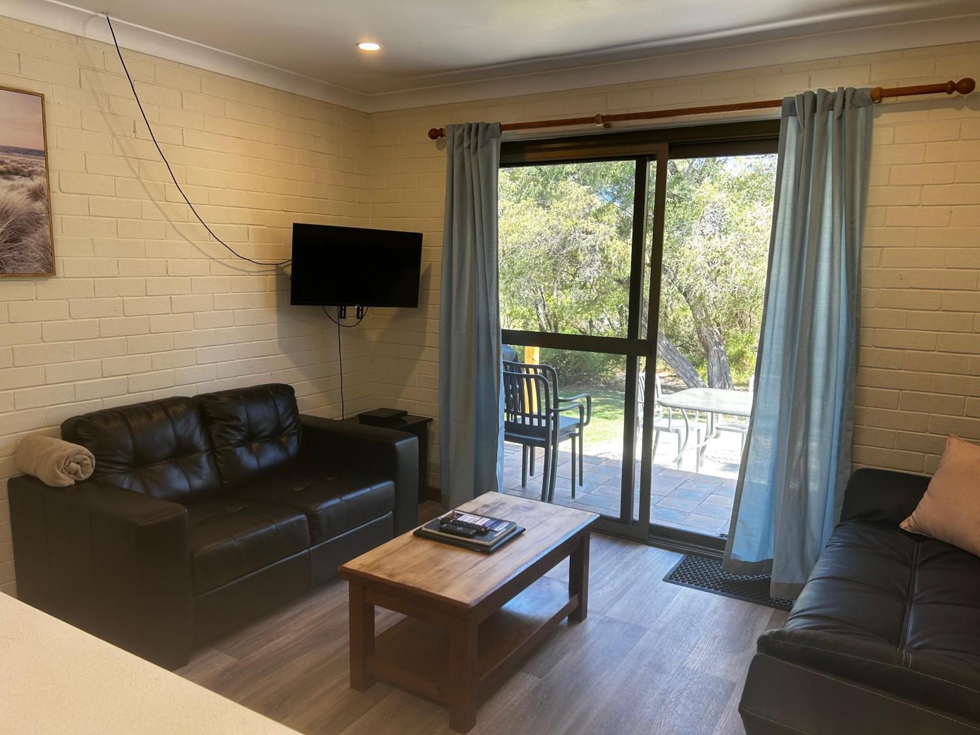 Emu Beach Chalets Albany Eksteriør billede