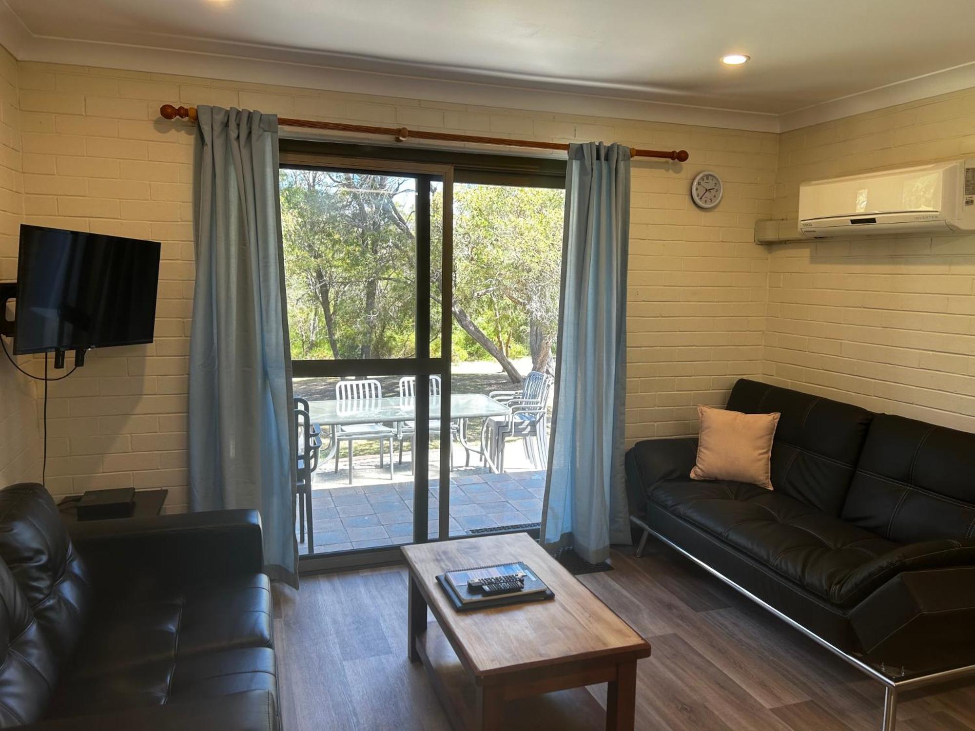 Emu Beach Chalets Albany Eksteriør billede