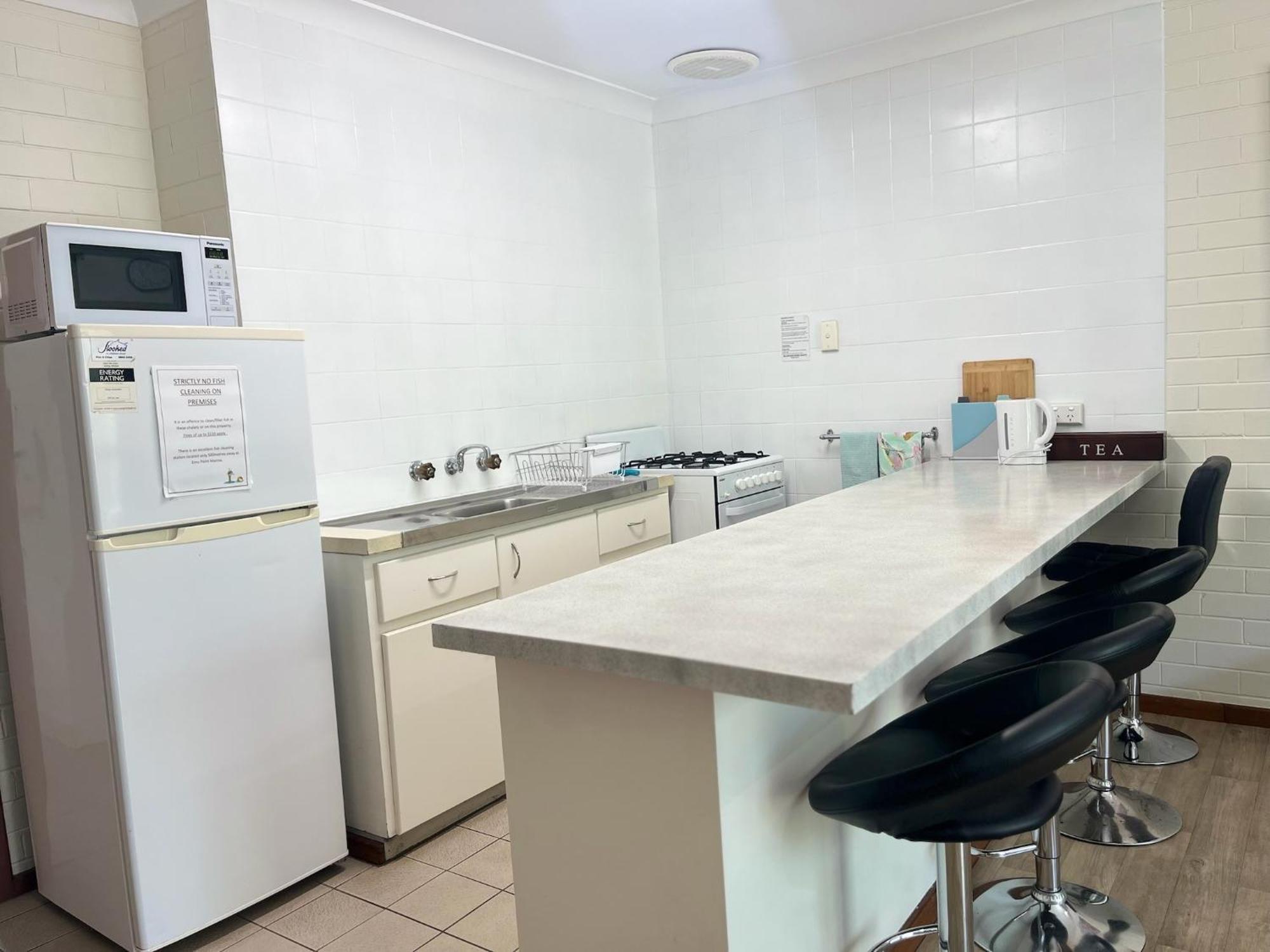 Emu Beach Chalets Albany Eksteriør billede